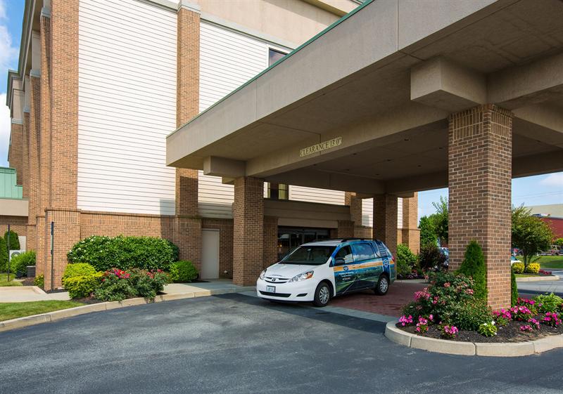 Hampton Inn Coventry-Warwick Area Экстерьер фото