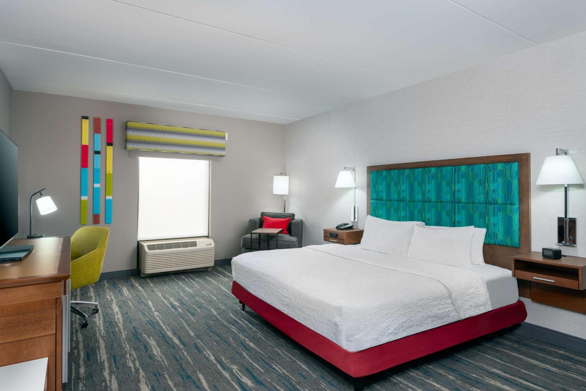 Hampton Inn Coventry-Warwick Area Экстерьер фото