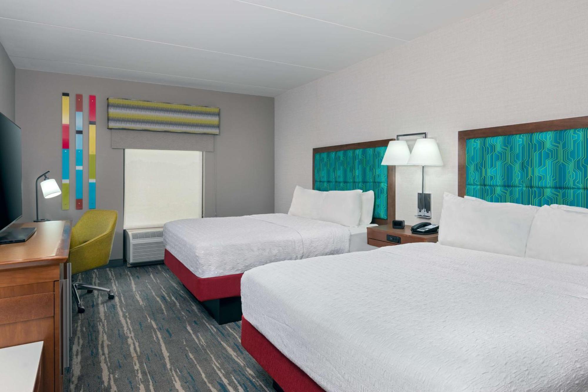 Hampton Inn Coventry-Warwick Area Экстерьер фото