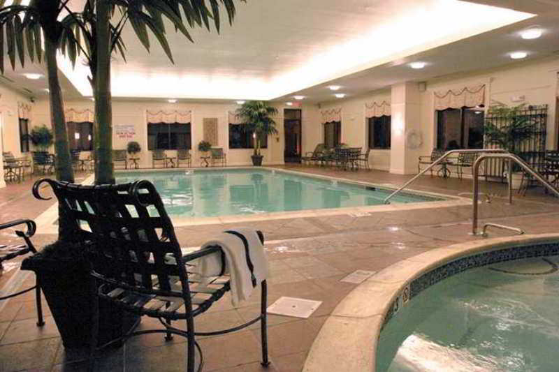 Hampton Inn Coventry-Warwick Area Экстерьер фото